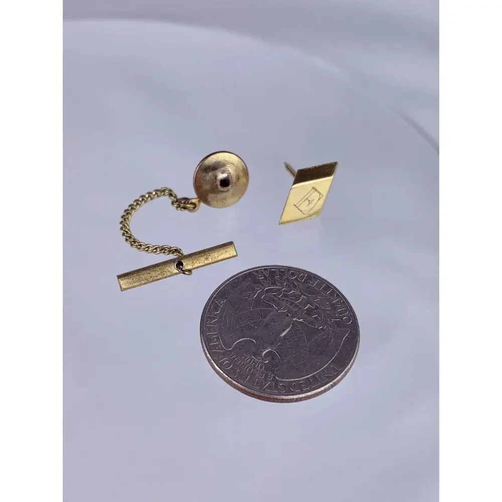 E Initial Monogram Gold Tone Tie Pin Tack Polished Metal Diamond Vintage O1